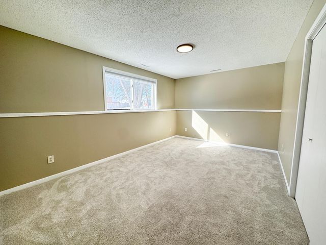 336 E Cherry Avenue, Fergus Falls, MN 56537