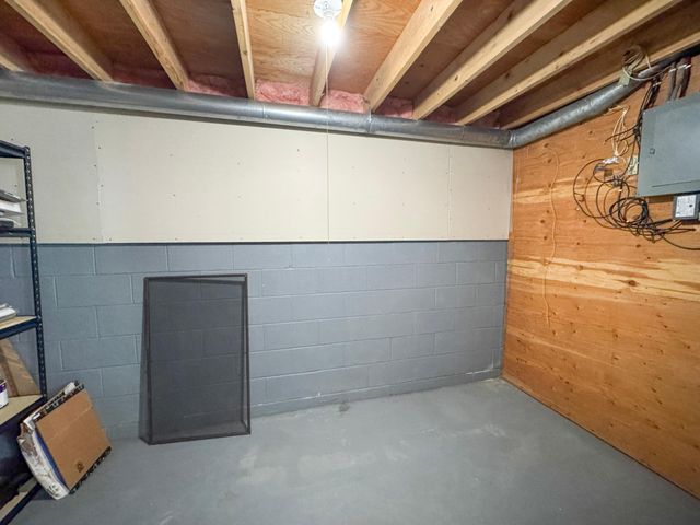 336 E Cherry Avenue, Fergus Falls, MN 56537