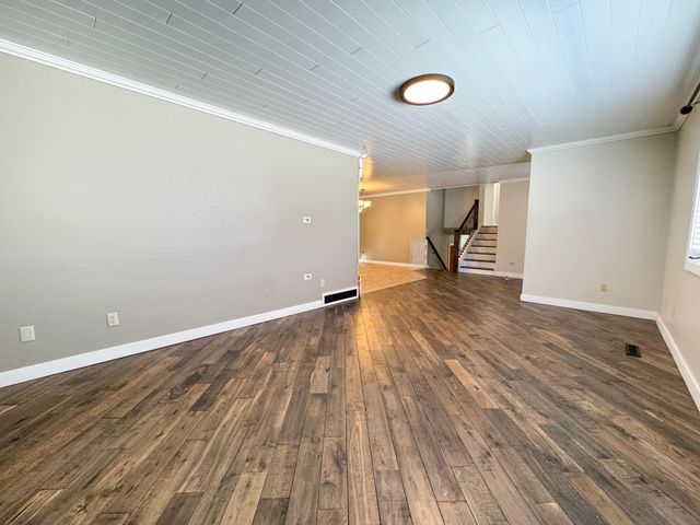 336 E Cherry Avenue, Fergus Falls, MN 56537