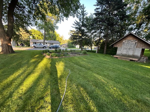 336 E Cherry Avenue, Fergus Falls, MN 56537