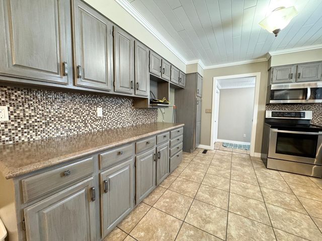 336 E Cherry Avenue, Fergus Falls, MN 56537