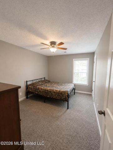 7107 Kingcrest Cove, Olive Branch, MS 38654