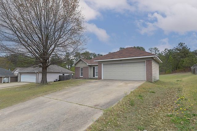 3371 Flintlock Drive, Columbus, GA 31907