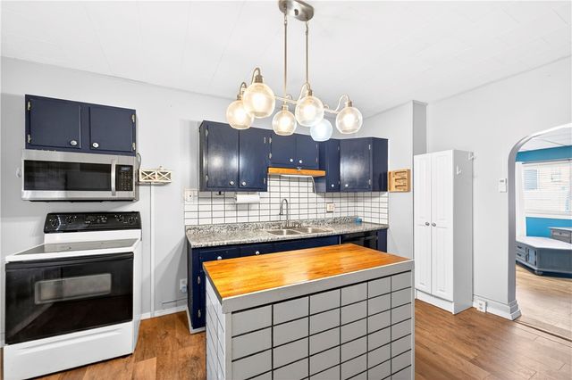 19 Church St, Dunbar, PA 15431