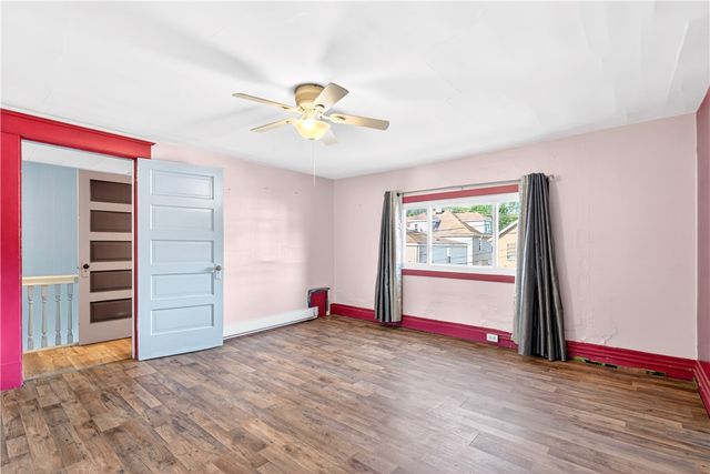 19 Church St, Dunbar, PA 15431