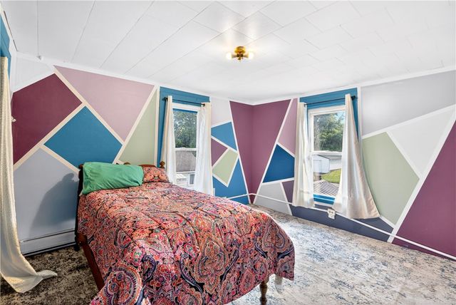 19 Church St, Dunbar, PA 15431