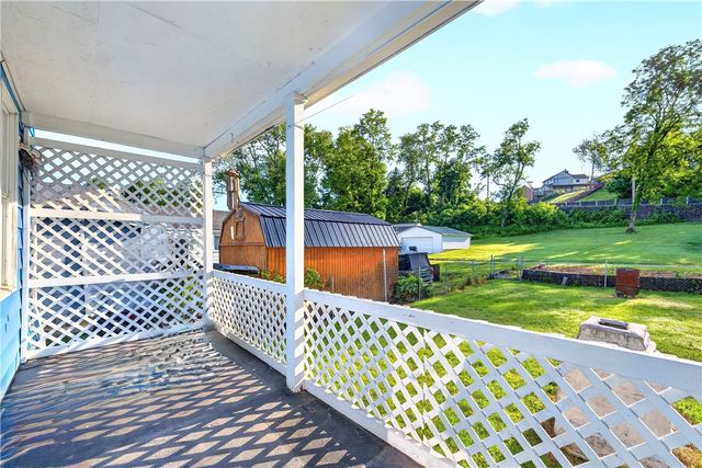 19 Church St, Dunbar, PA 15431