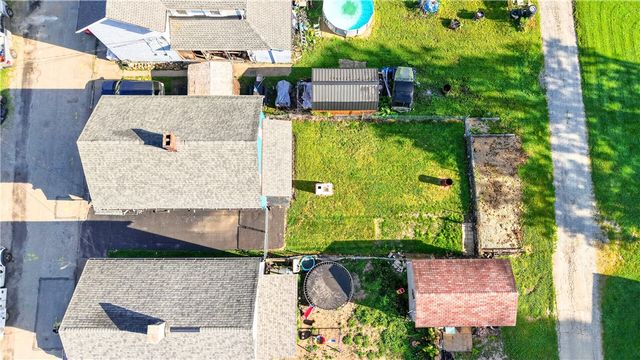 19 Church St, Dunbar, PA 15431