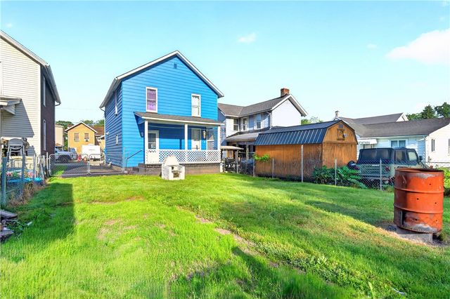 19 Church St, Dunbar, PA 15431