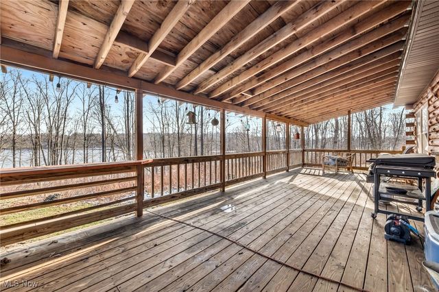 1556 Saxe Road, Mogadore, OH 44260