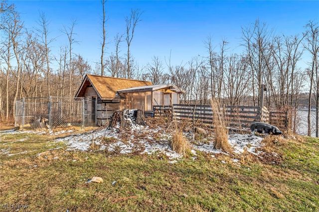 1556 Saxe Road, Mogadore, OH 44260