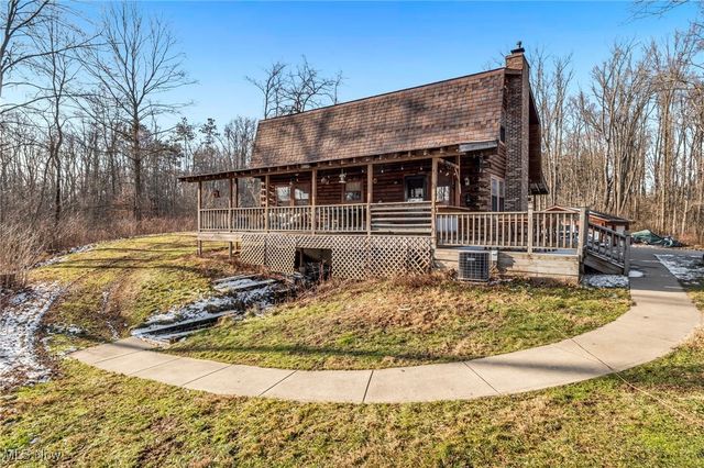 1556 Saxe Road, Mogadore, OH 44260