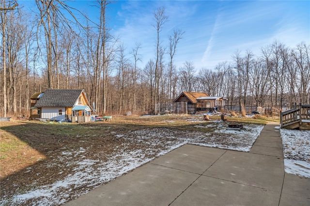 1556 Saxe Road, Mogadore, OH 44260