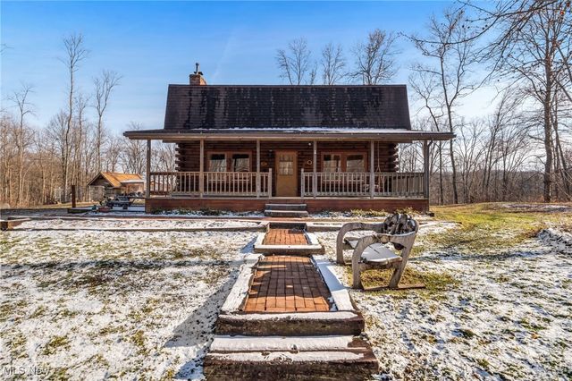 1556 Saxe Road, Mogadore, OH 44260