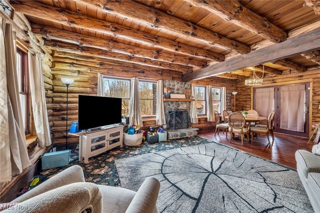 1556 Saxe Road, Mogadore, OH 44260