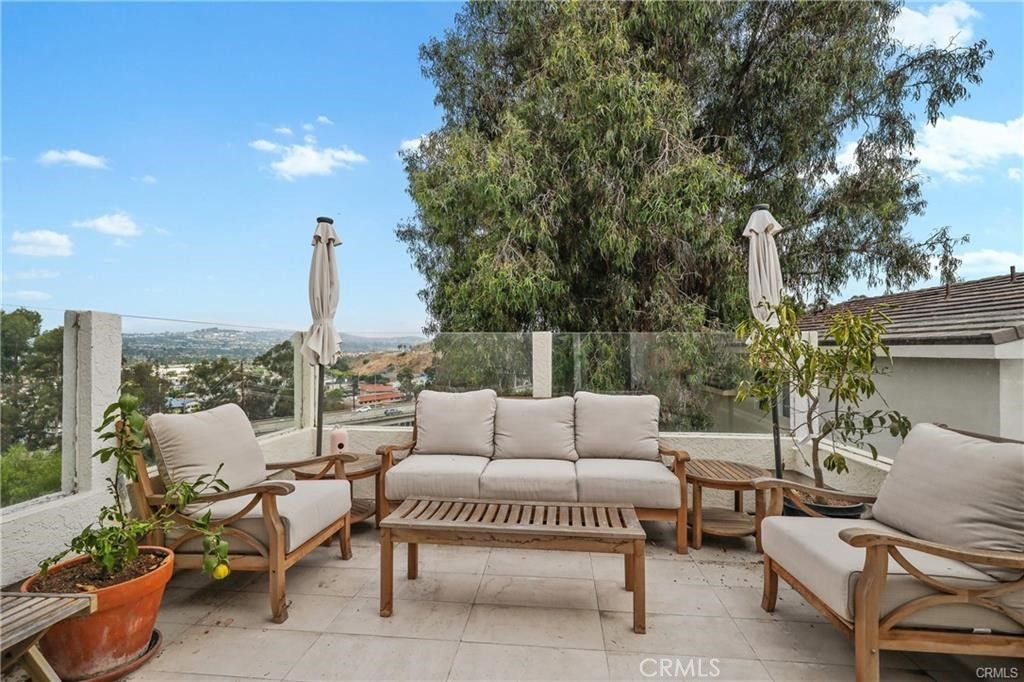 Image 10 of property listing at 34464 Via Verde, Dana Point, CA 92624