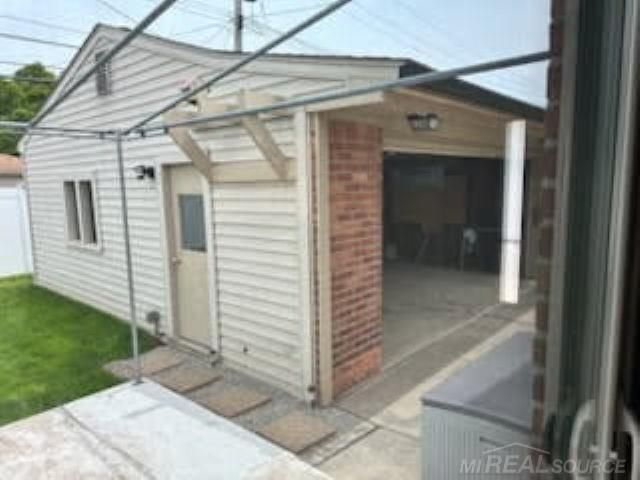 30230 Rosebriar Street, Saint Clair Shores, MI 48082