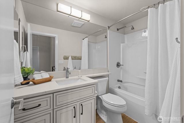 9209 NE 142nd Way, Kirkland, WA 98034