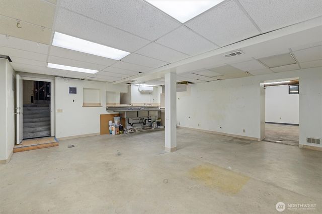 9209 NE 142nd Way, Kirkland, WA 98034