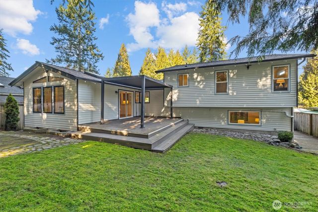 9209 NE 142nd Way, Kirkland, WA 98034