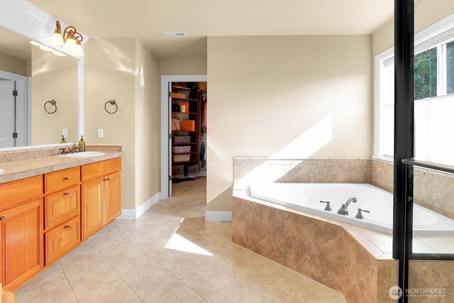 10311 NE 194th Street, Bothell, WA 98011