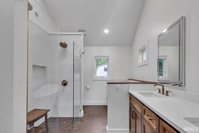 5075 N Union Valley Road, Bloomington, IN 47404