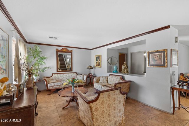 3207 W MOLLY Lane, Phoenix, AZ 85083