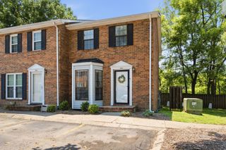453 Claircrest Dr, Antioch, TN 37013