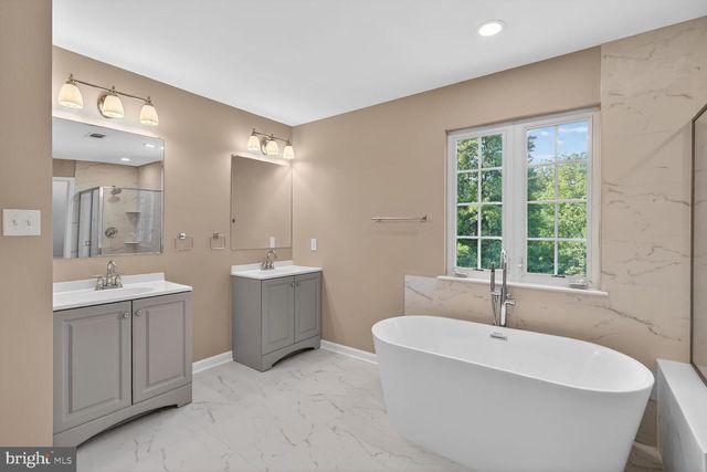 7117 INTREPID LN, Gaithersburg, MD 20879
