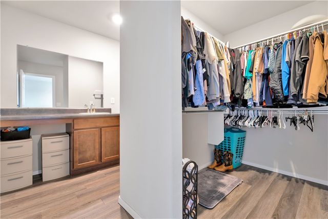 3710 S 2nd Place, Rogers, AR 72758