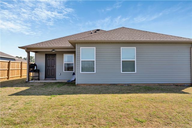 3710 S 2nd Place, Rogers, AR 72758