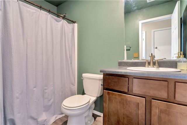 3710 S 2nd Place, Rogers, AR 72758