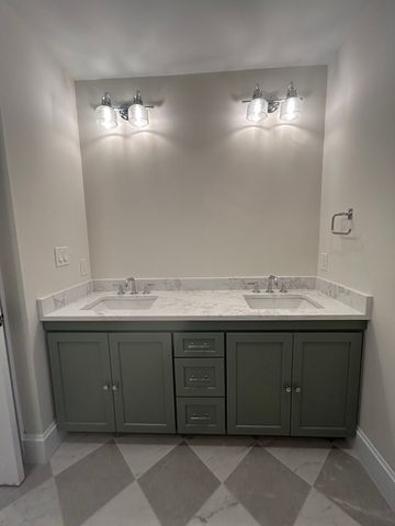 7 Cranberry Meadow Way, North Reading, MA 01864
