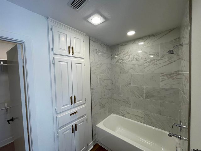15021 Hillview, Tyler, TX 75703