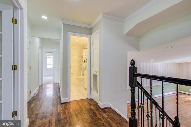 9203 CEDARCREST DR, Bethesda, MD 20814