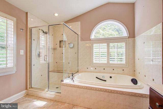 9203 CEDARCREST DR, Bethesda, MD 20814