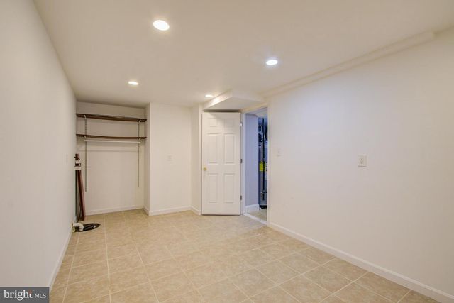 9203 CEDARCREST DR, Bethesda, MD 20814