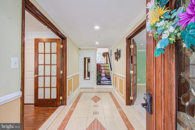 9203 CEDARCREST DR, Bethesda, MD 20814