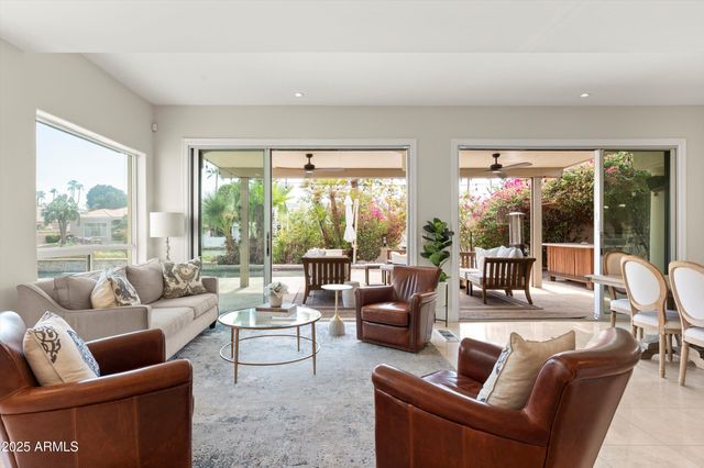 1407 E CORAL COVE Drive, Gilbert, AZ 85234