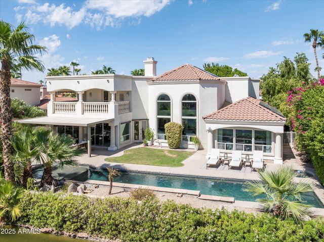 1407 E CORAL COVE Drive, Gilbert, AZ 85234