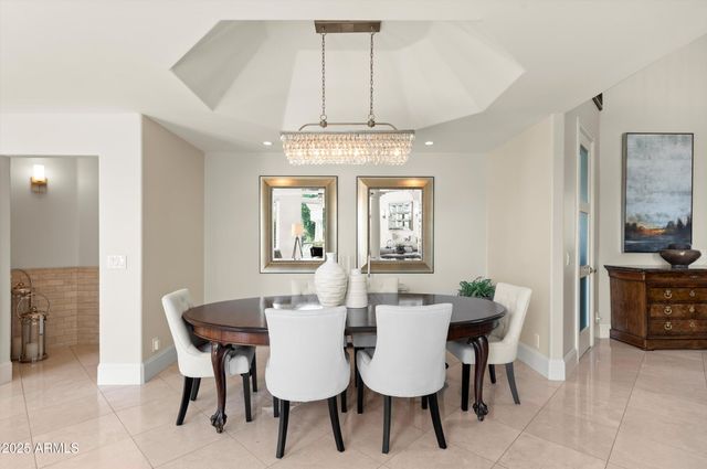 1407 E CORAL COVE Drive, Gilbert, AZ 85234