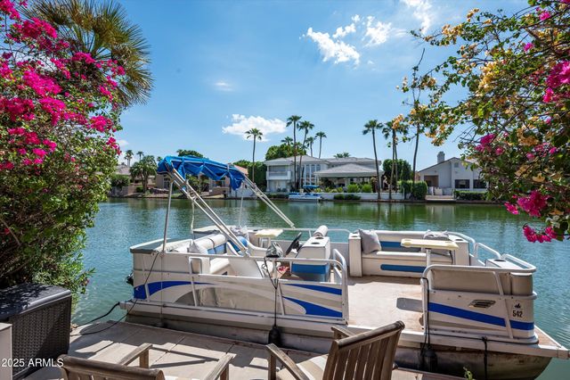 1407 E CORAL COVE Drive, Gilbert, AZ 85234