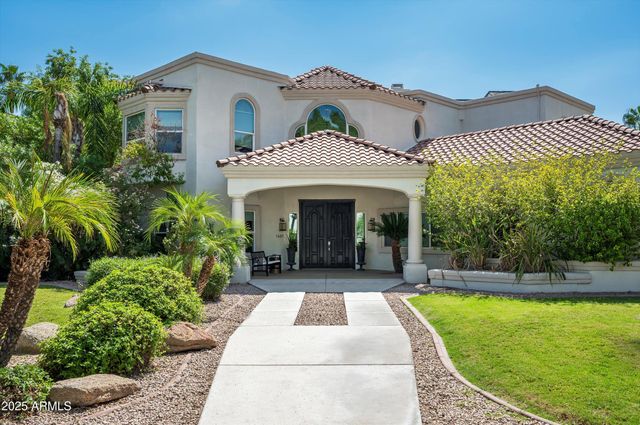 1407 E CORAL COVE Drive, Gilbert, AZ 85234