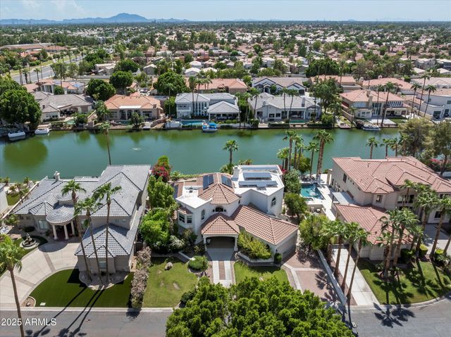 1407 E CORAL COVE Drive, Gilbert, AZ 85234