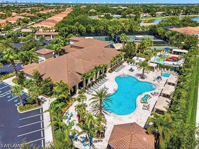 13421 Coronado DR, Naples, FL 34109