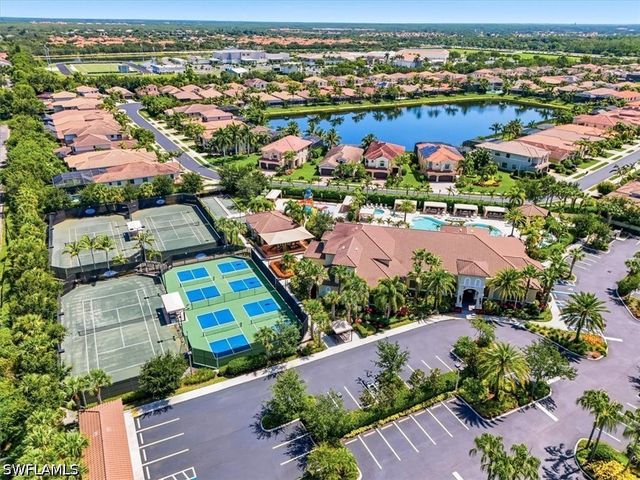 13421 Coronado DR, Naples, FL 34109