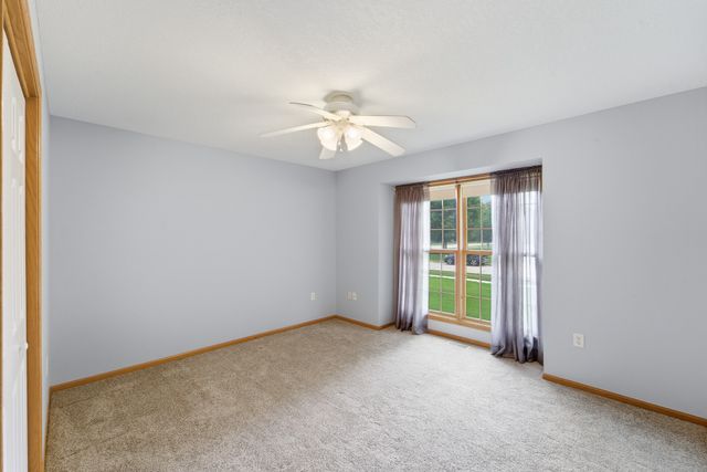 1405 W Court Avenue, Winterset, IA 50273