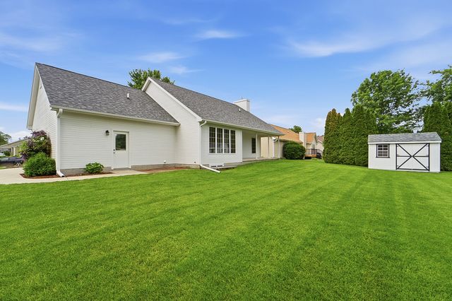 1405 W Court Avenue, Winterset, IA 50273