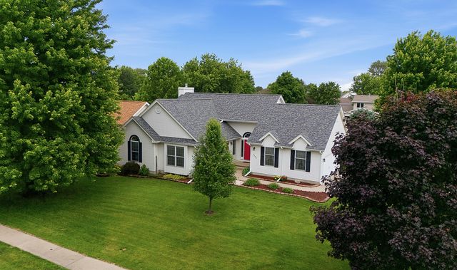 1405 W Court Avenue, Winterset, IA 50273