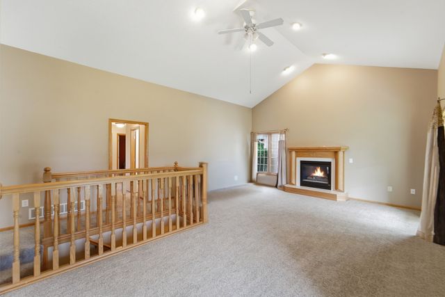 1405 W Court Avenue, Winterset, IA 50273